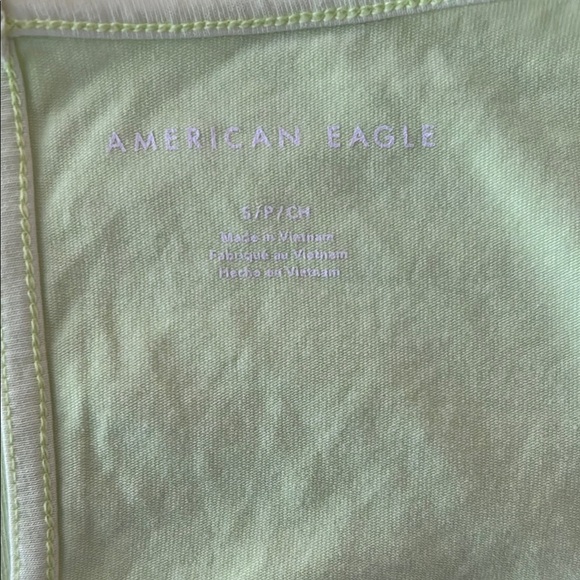 American Eagle Bright Green Crop Top - Picture 2 of 3